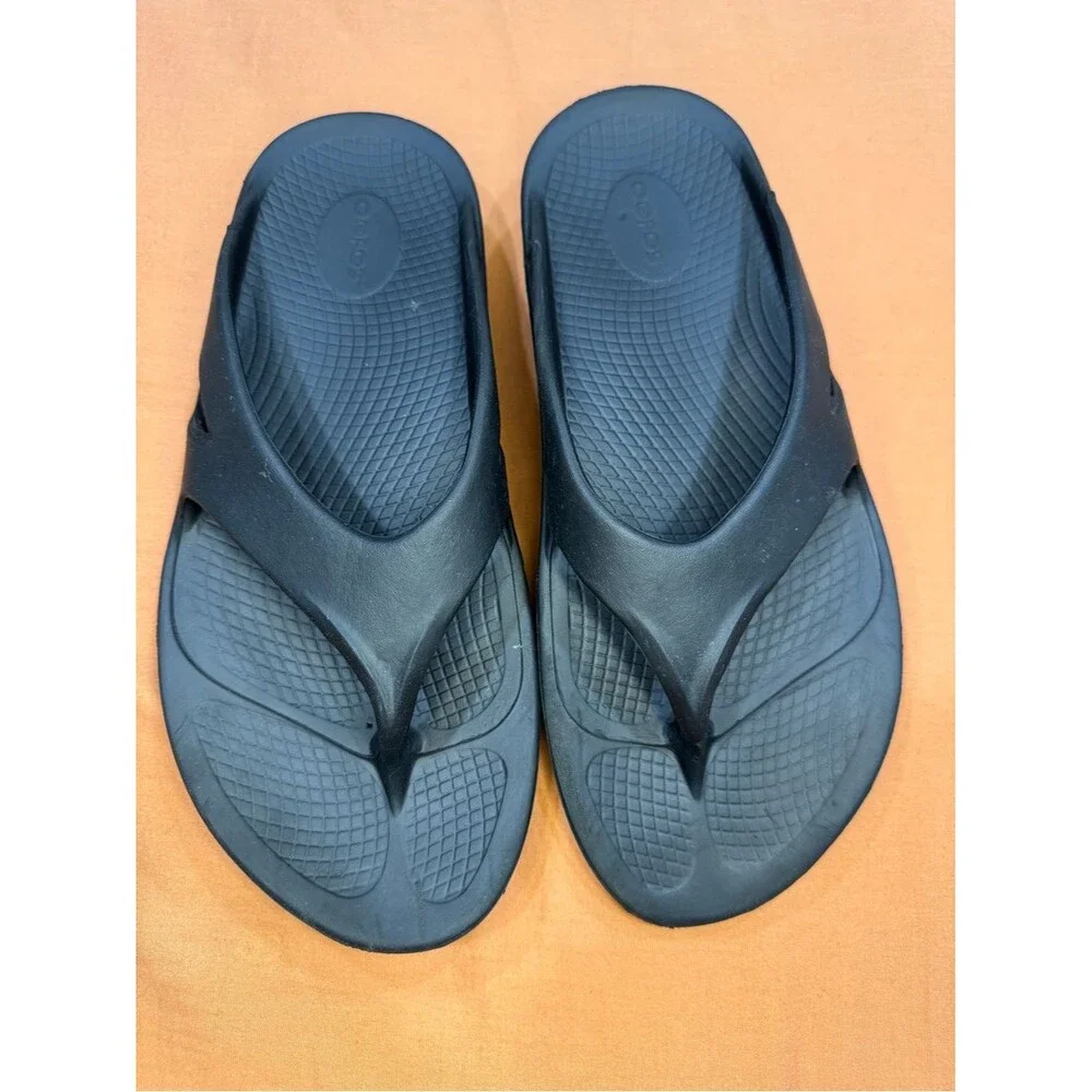 Oofos OOriginal Recovery Sandals Black Men 11 Women 13 Slip On Thong Flip Flops